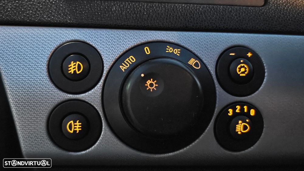 Opel Astra 1.3 CDTi Cosmo - 15