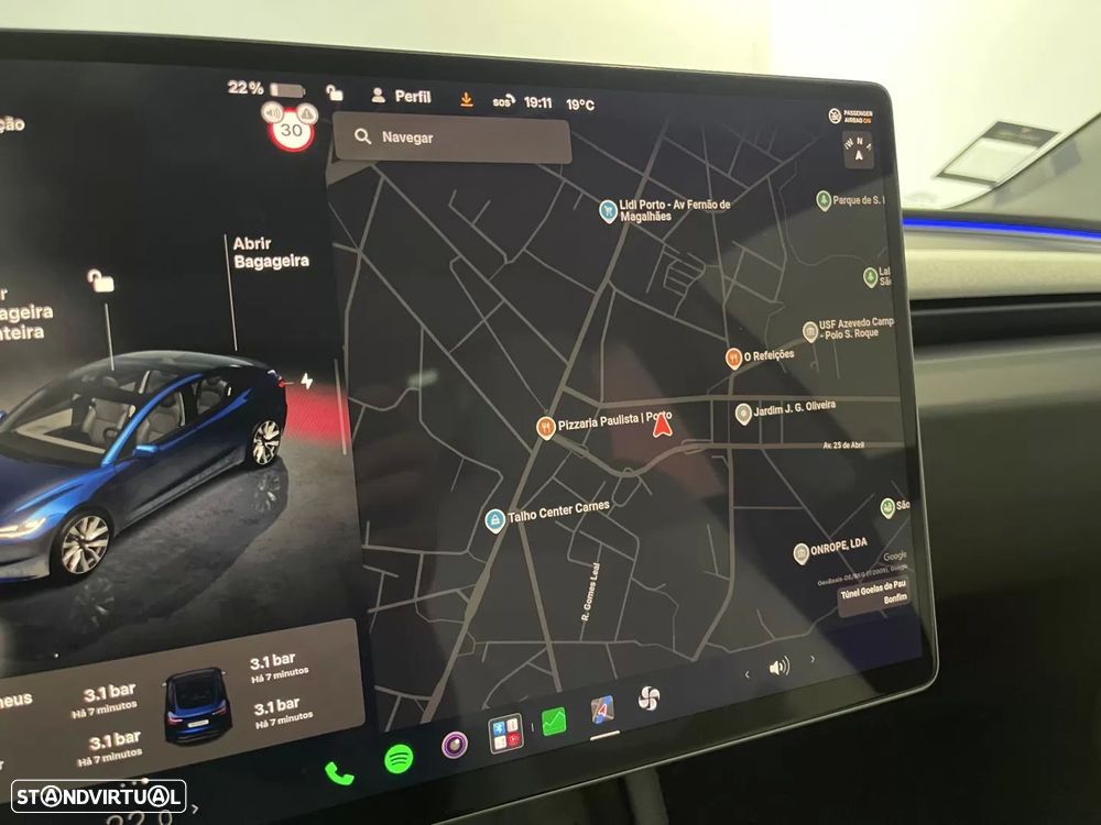Tesla Model 3 - 24