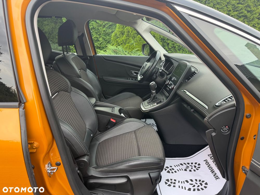 Renault Scenic TCe 140 GPF EDC BUSINESS EDITION - 20