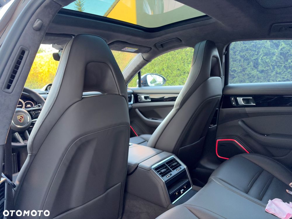 Porsche Panamera - 5