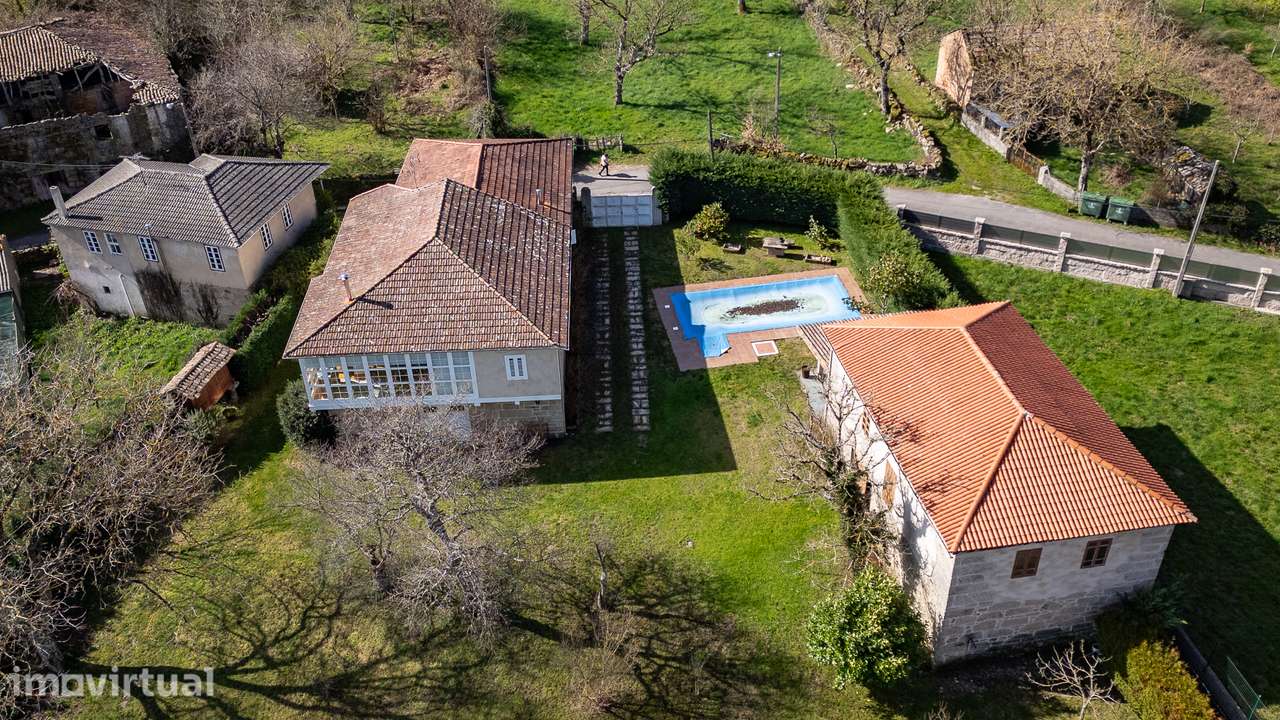 Casa de campo em pedra natural na Ourense, Galiza – piscina, jardim - Grande imagem: 2/40