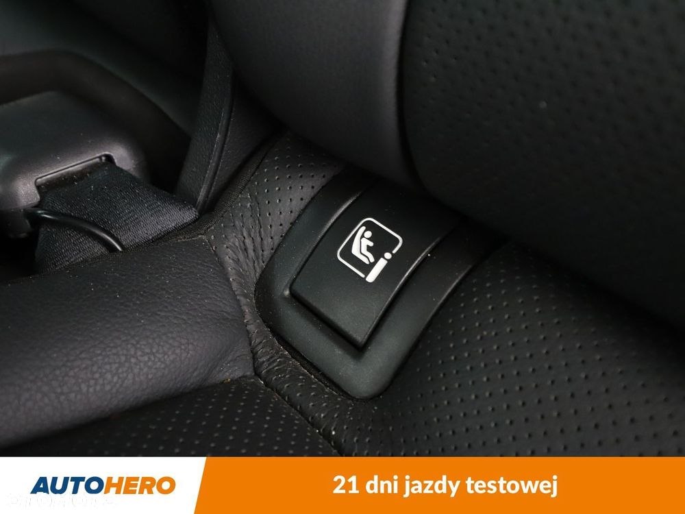 Hyundai Tucson 2.0 CRDI Premium 4WD - 38
