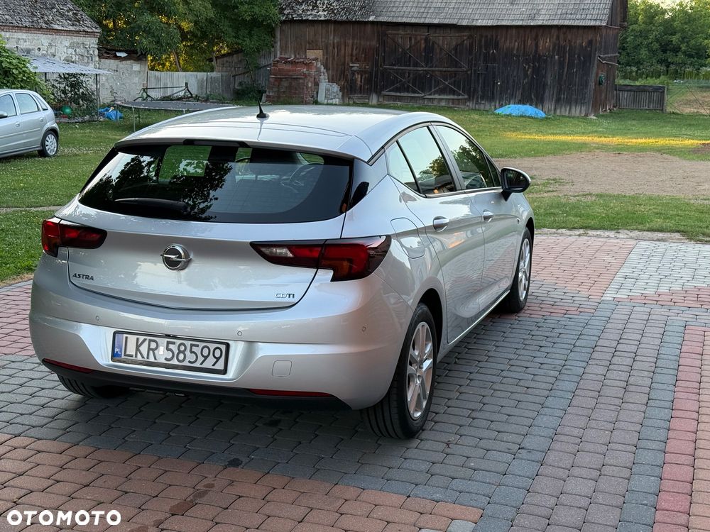 Opel Astra 1.6 CDTI Enjoy - 3