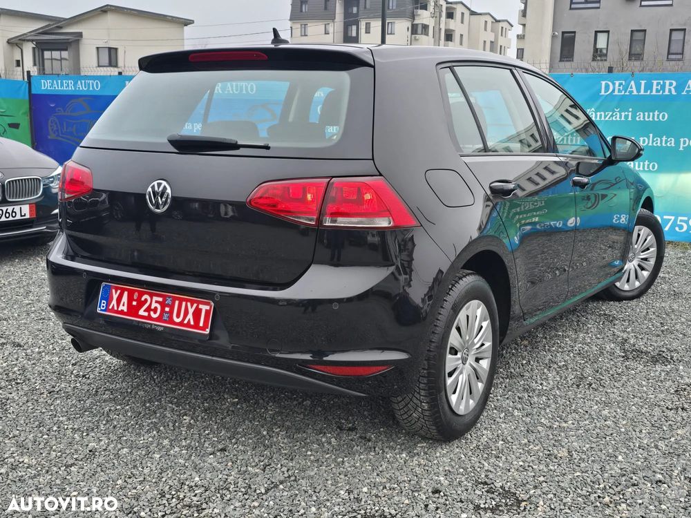 Volkswagen Golf - 14