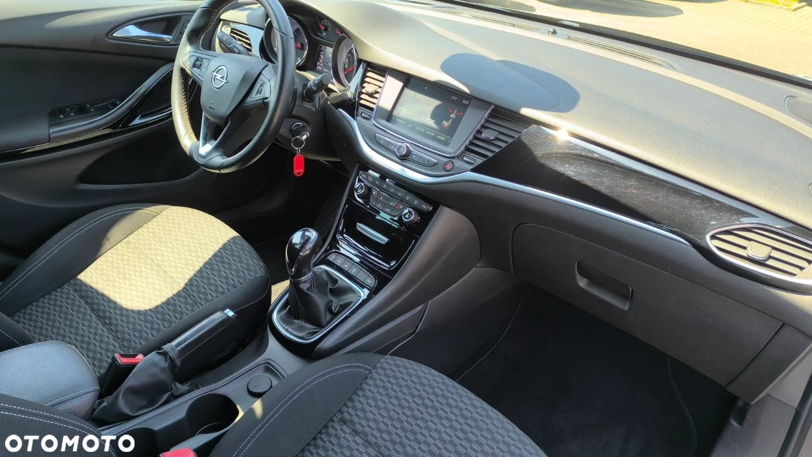 Opel Astra 1.6 Turbo Start/Stop Dynamic - 15