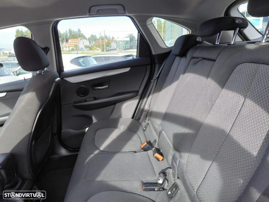 BMW 225xe Active Tourer Advantage - 9