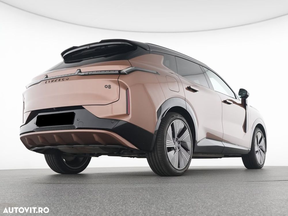 Lynk&Co 08 - 9