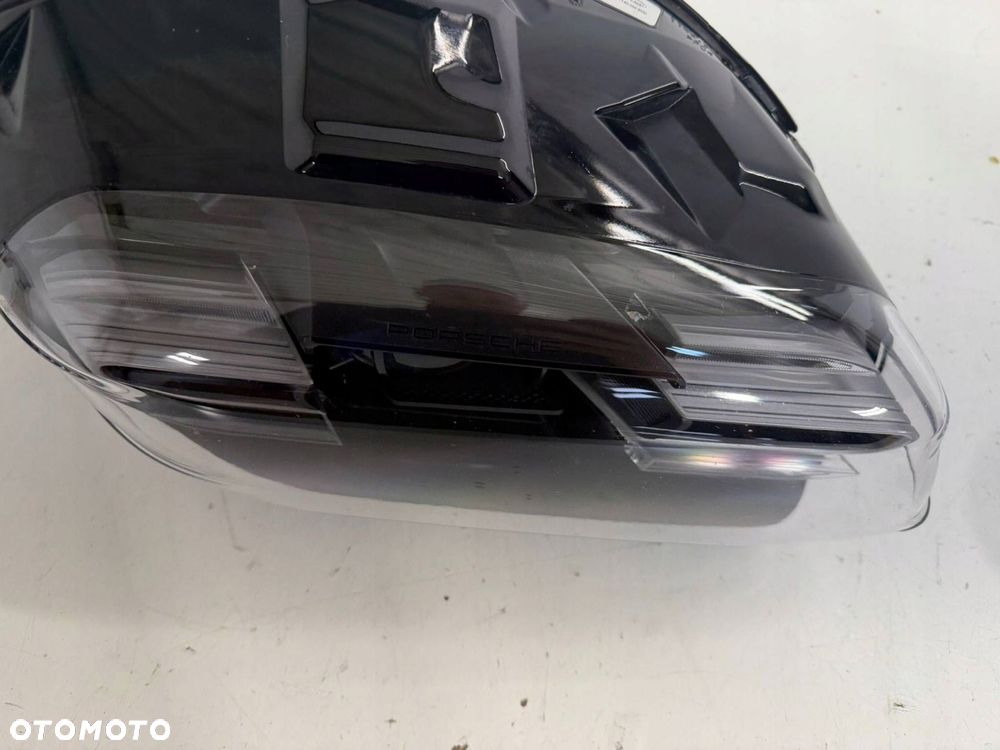 lampa prawy przód prawa przednia porsche taycan 9j1 19- full led eu - 8
