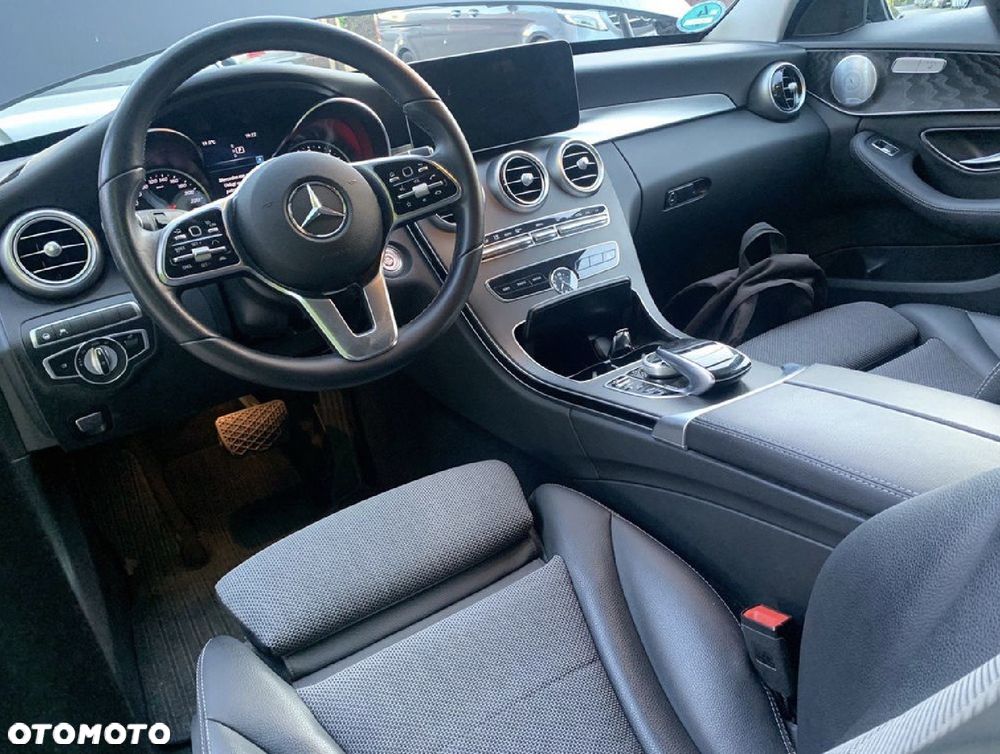 Mercedes-Benz Klasa C 220 d 9G-TRONIC - 14