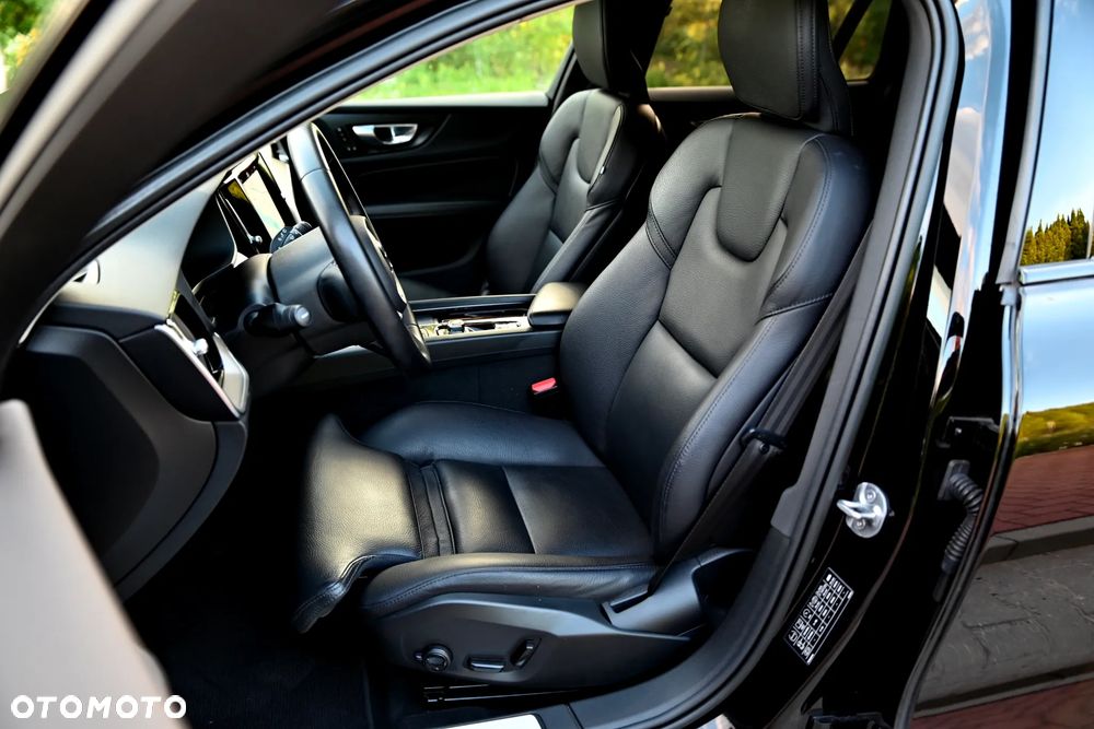 Volvo V60 B3 B Geartronic RDesign - 20