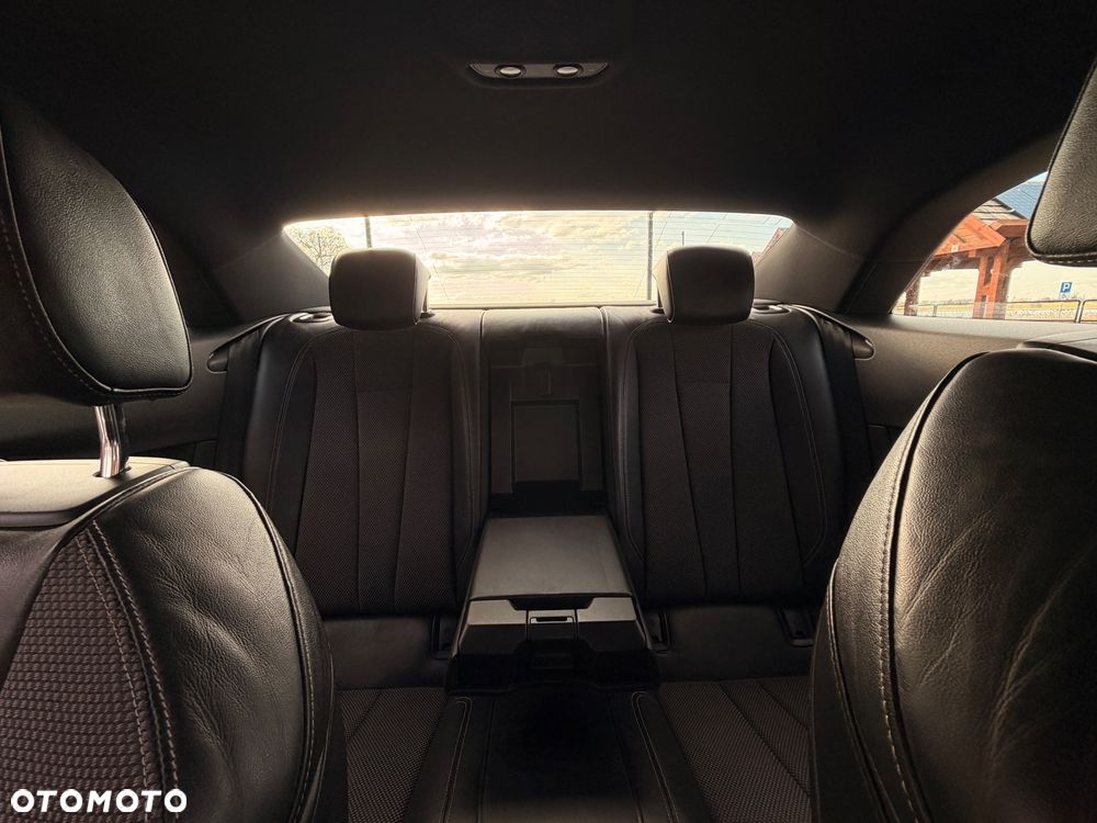 Audi A5 Coupé 2.0 TDI S tronic - 20