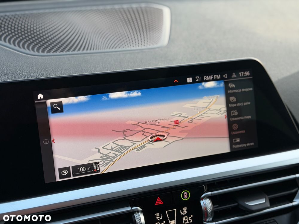BMW Seria 3 320d M Sport - 35