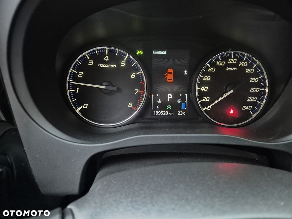 Mitsubishi Outlander 2.0 Intense + 4WD CVT - 9