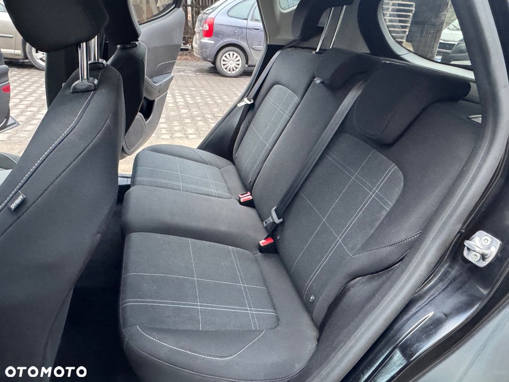 Ford Fiesta - 13