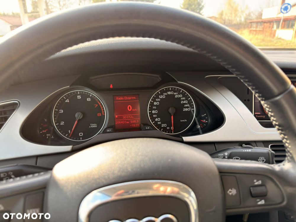 Audi A4 Limousine - 2