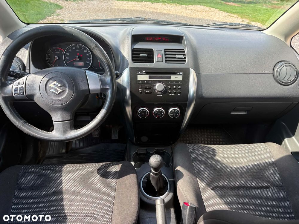Suzuki SX4 1.6 GLX / Comfort - 6
