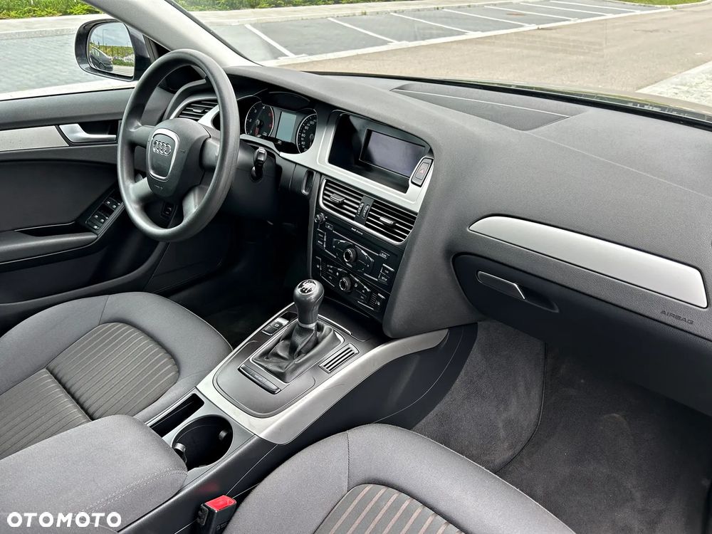 Audi A4 Limousine 2.0 TDI - 13