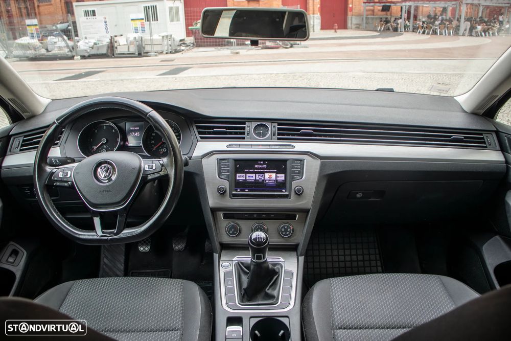 VW Passat Variant 1.6 TDI Confortline - 7