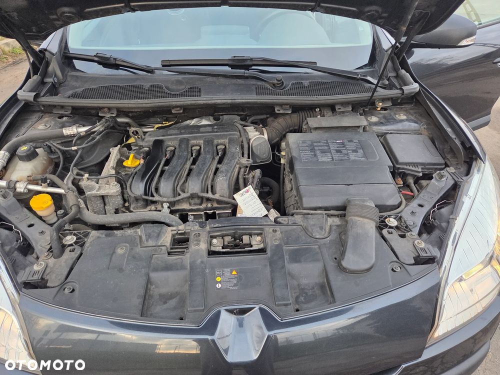 Renault Megane 1.6 16V 100 Expression - 8