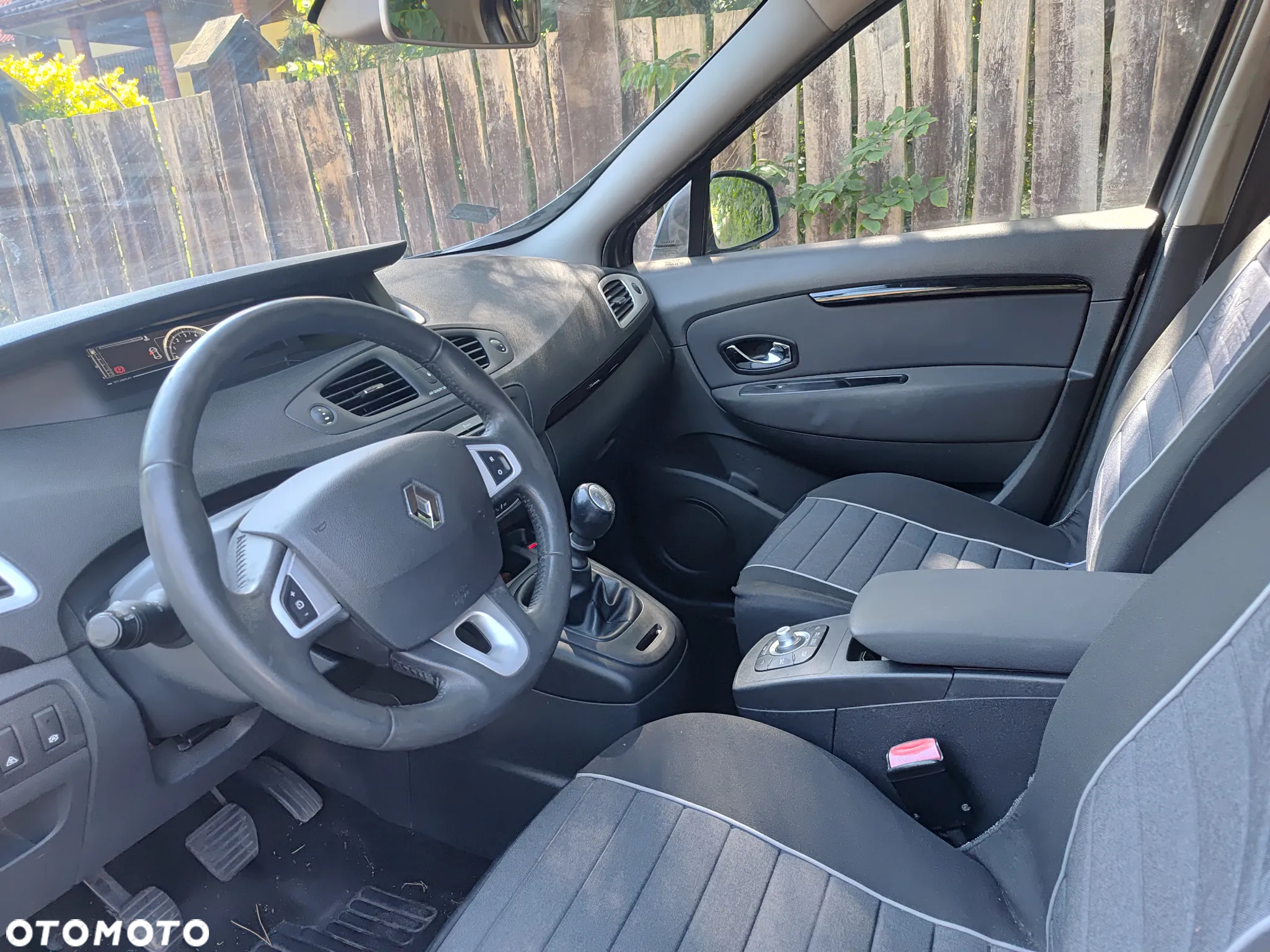 Renault Scenic 1.5dCi TomTom Edition - 8