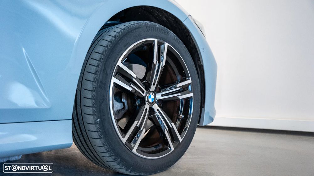BMW 320 d Touring Pack Desportivo M Auto - 25