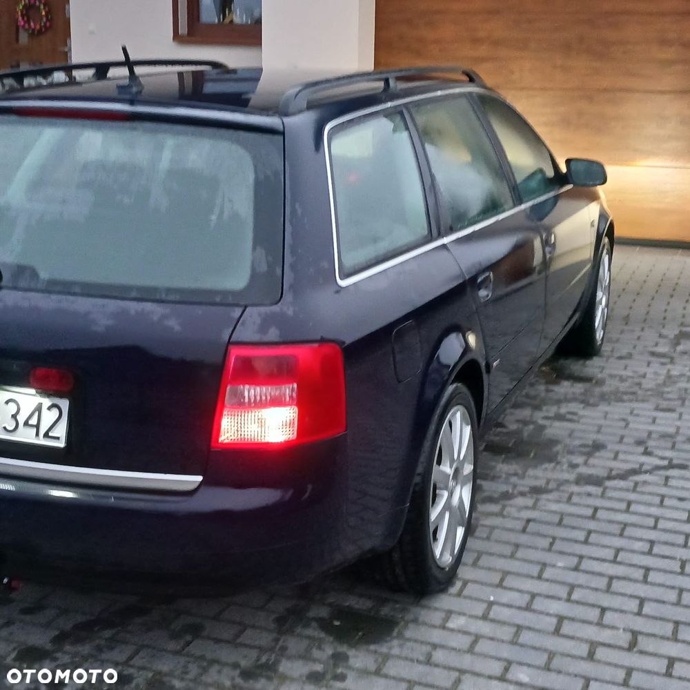Audi A4 Avant 1.8T - 32