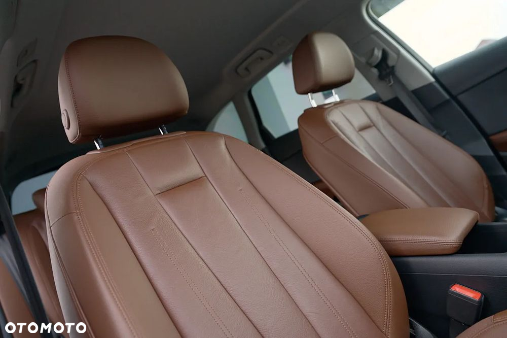Audi A4 2.0 TDI Design S tronic - 31