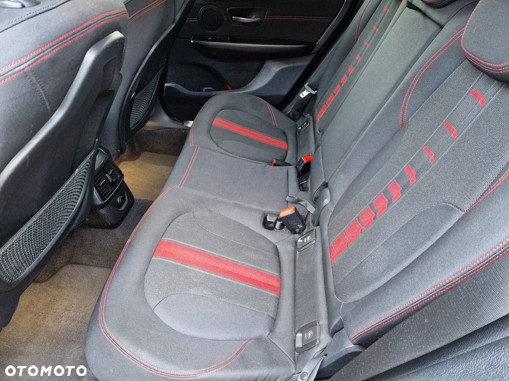 BMW Seria 2 218d Sport Line - 6