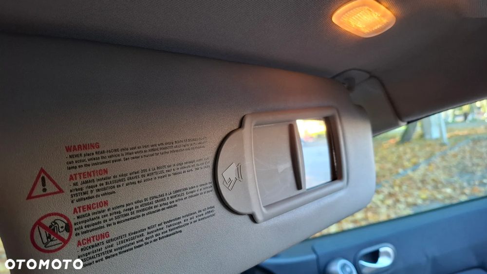 Renault Megane 1.9 dCi Expression - 15