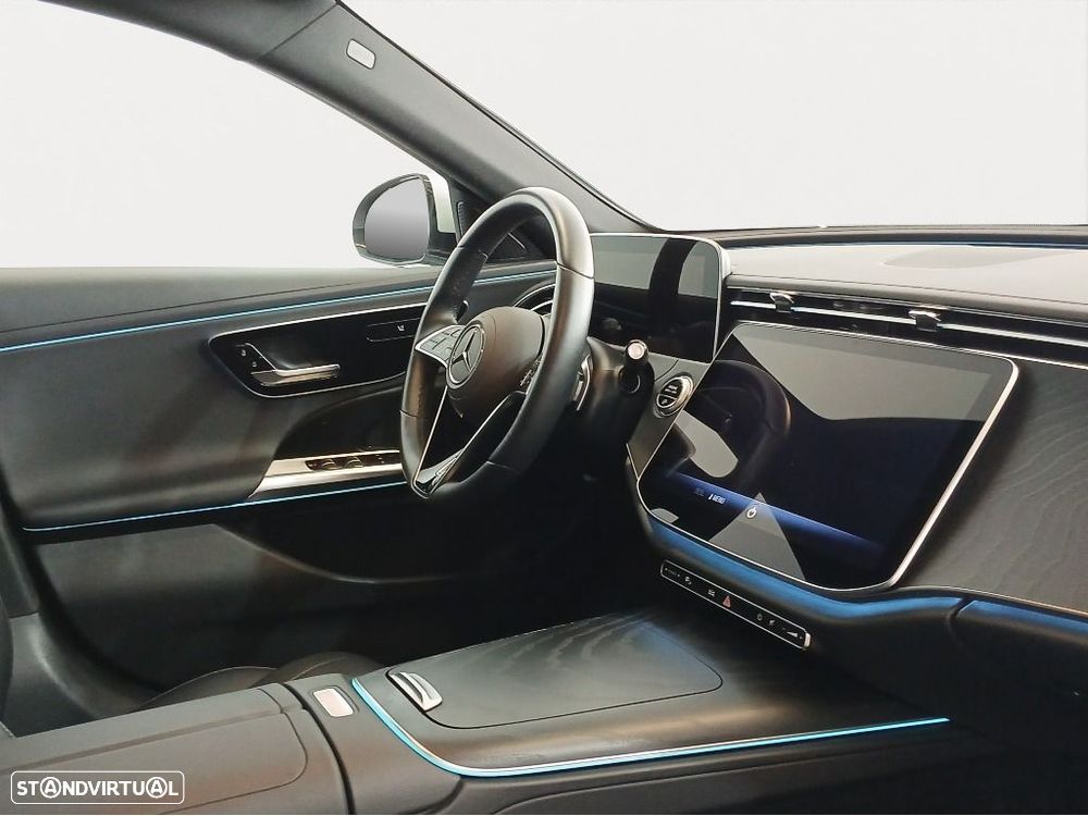 Mercedes-Benz E 220 - 12