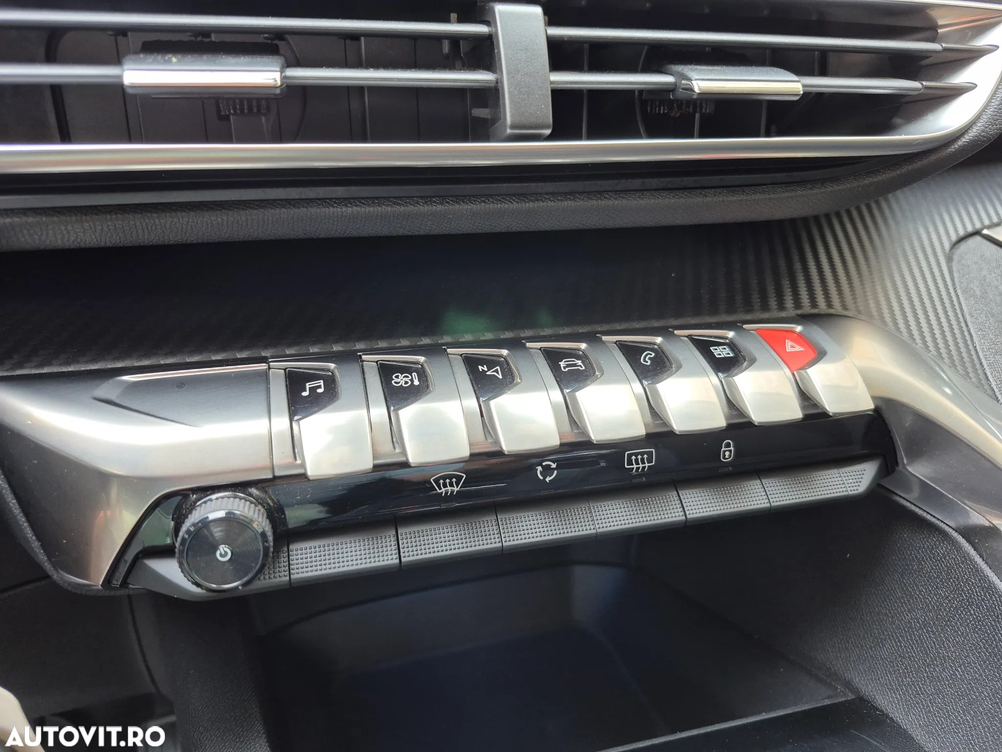 Peugeot 3008 1.2 PureTech 130 BVM6 Allure Pack - 20