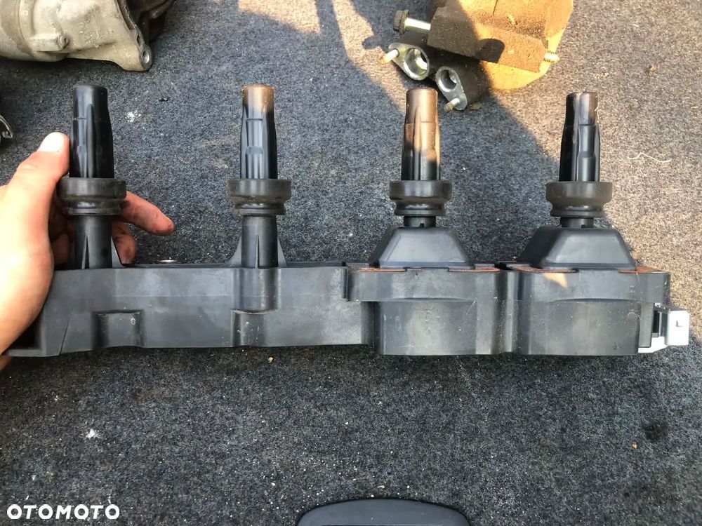 Osprzęt silnika - 1.6 16v  NFU - Peugeot, Citroen - ALTERNATOR, ROZRUSZNIK, SPRĘŻARKA KLIM, PRZEPUSTNICA, CEWKA ZAPŁONOWA - 12
