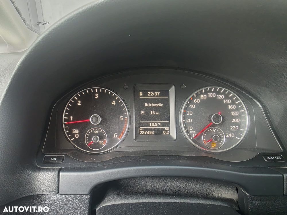 Volkswagen Golf Plus 1.6 TDI DPF Style - 15