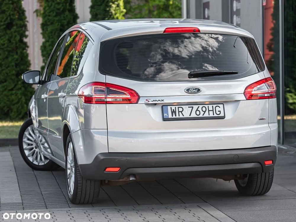 Ford S-Max - 8