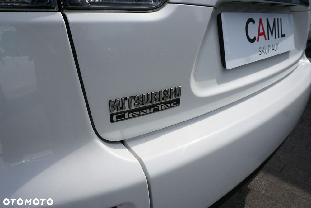 Mitsubishi Outlander - 20