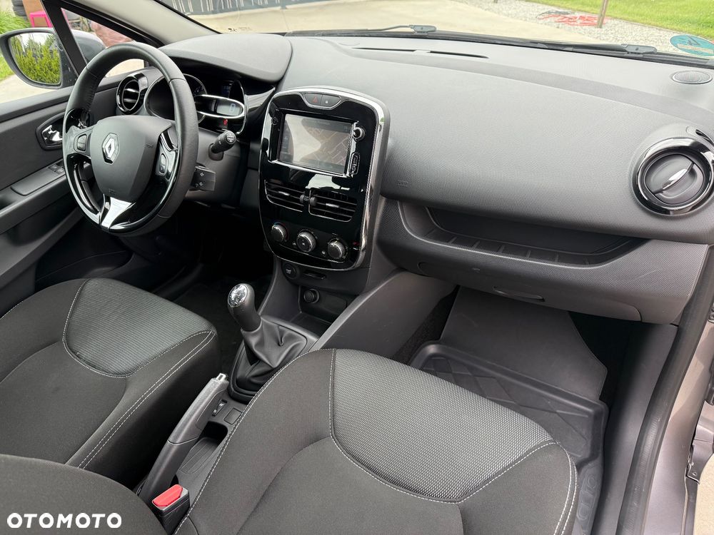 Renault Clio 1.2 16V 75 Experience - 16