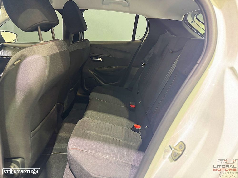 Peugeot 208 1.2 PureTech Active Pack - 16