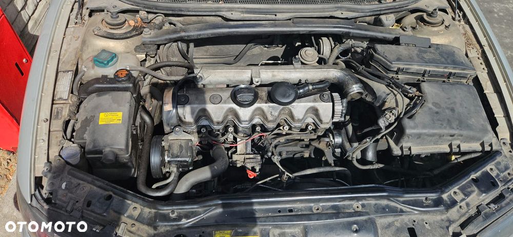 VOLVO V70 II 2.5TDI 99-05 ALUFELGI KOMPLET R15 - 22