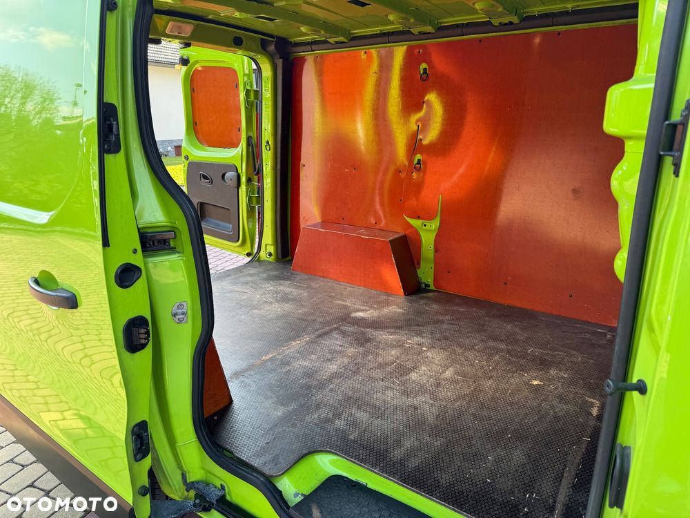Renault Trafic - 17