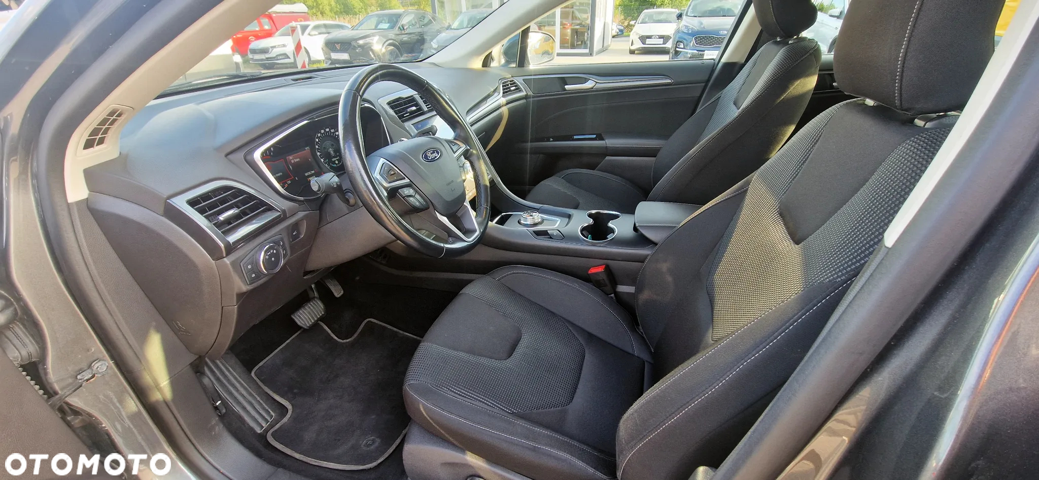 Ford Mondeo 2.0 EcoBlue Titanium - 16