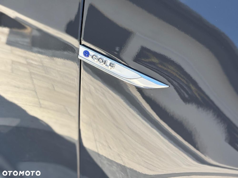 Volkswagen Golf e-Golf - 16