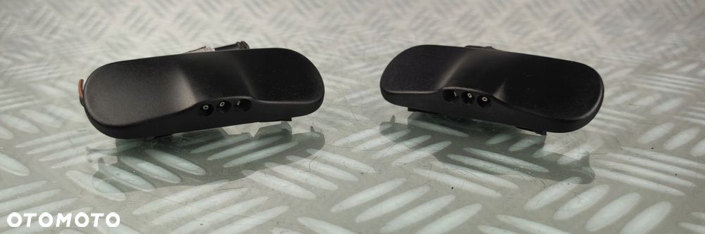 dysza spryskiwacza szyby przedniej lewa prawa grzana AUDI A3 II 2 8P - 2