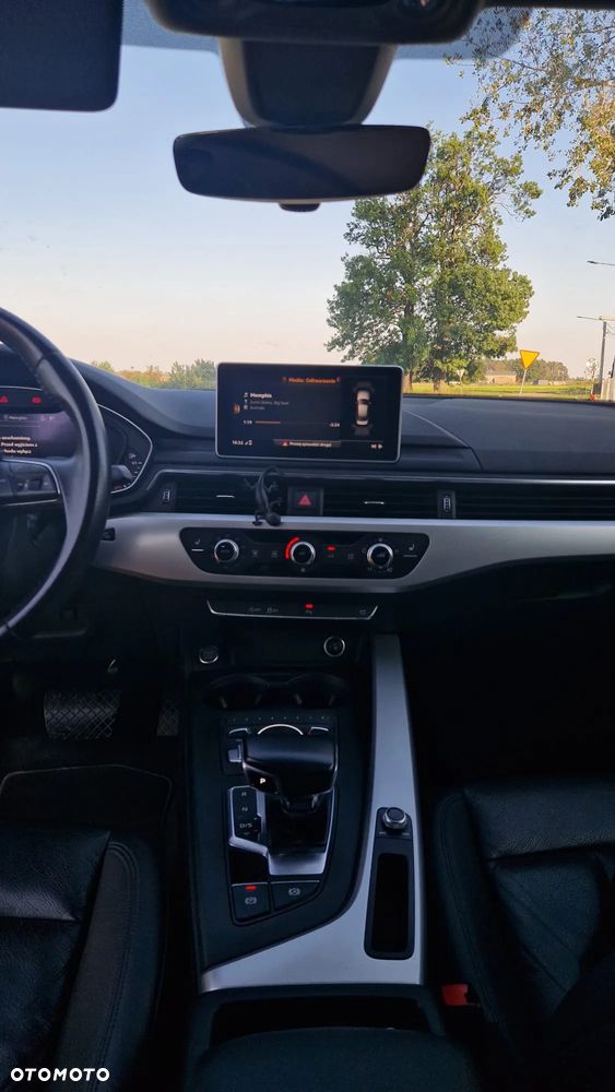 Audi A4 Limousine 1.4 TFSI Sport S tronic - 19