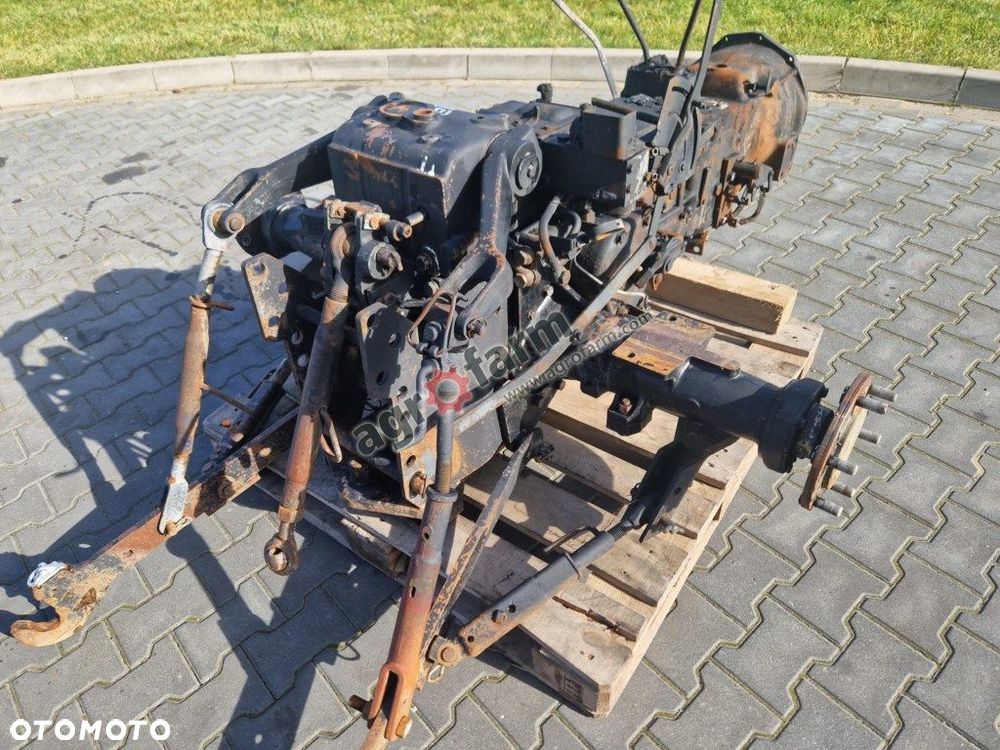 Skrzynia biegów, most tylny Case 833 3232742R1 - 4