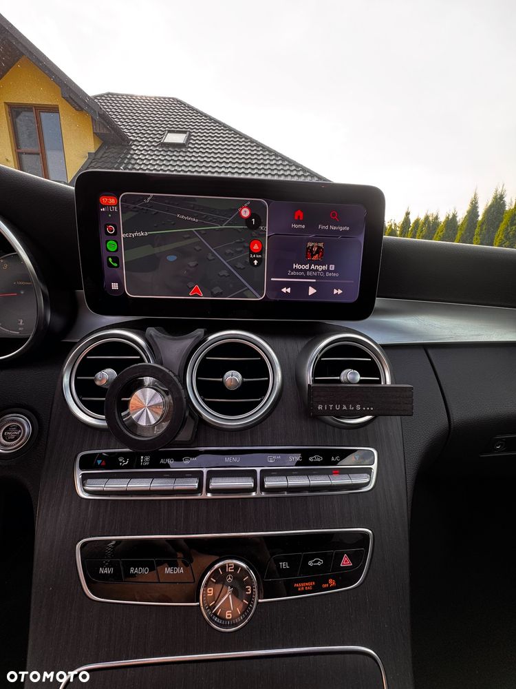 Mercedes-Benz Klasa C 300 4MATIC 9G-TRONIC - 12