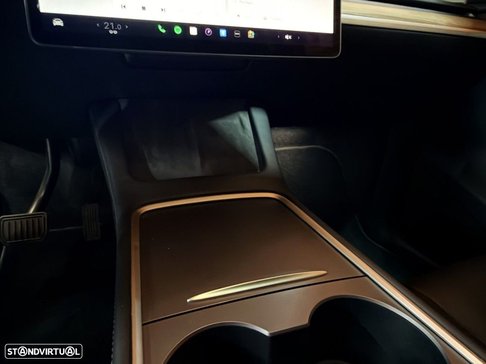 Tesla Model Y Long Range Dual Motor AWD - 19