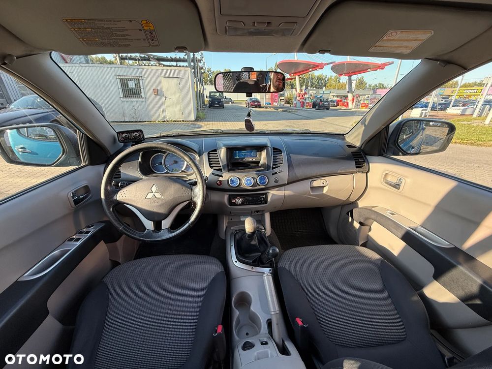 Mitsubishi L200 2.5 DID Intense + - 4