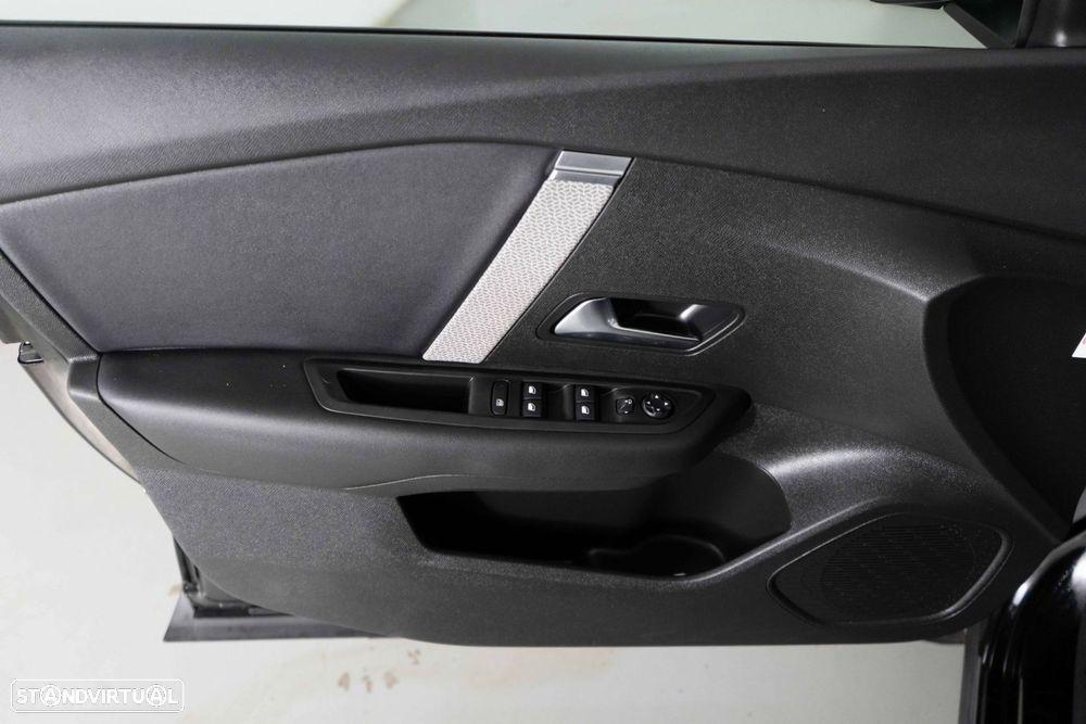 Citroën C4 1.2 PureTech Shine - 20