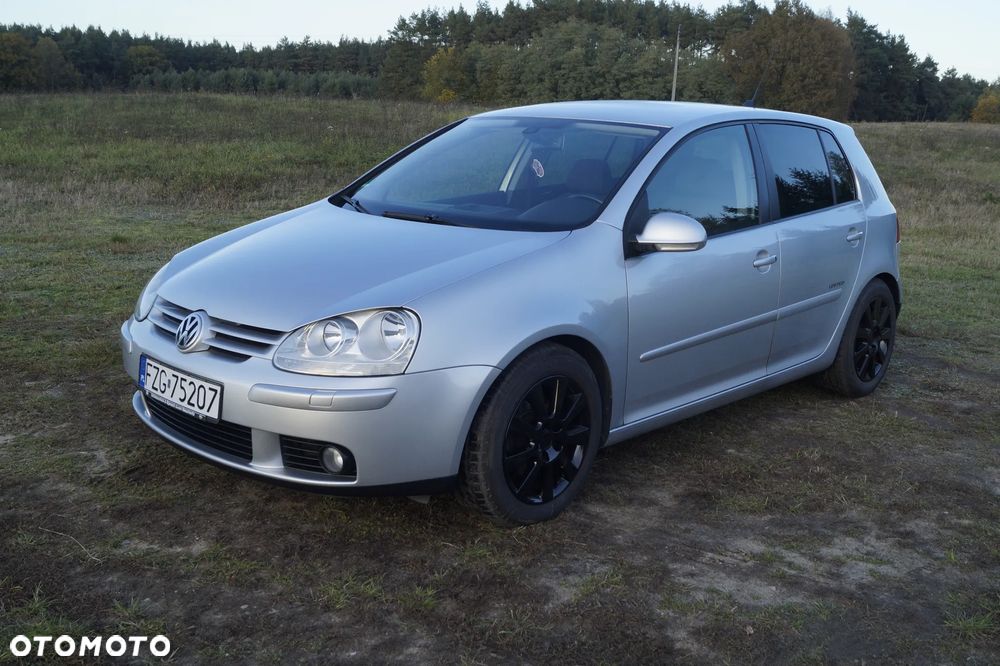 Volkswagen Golf - 2