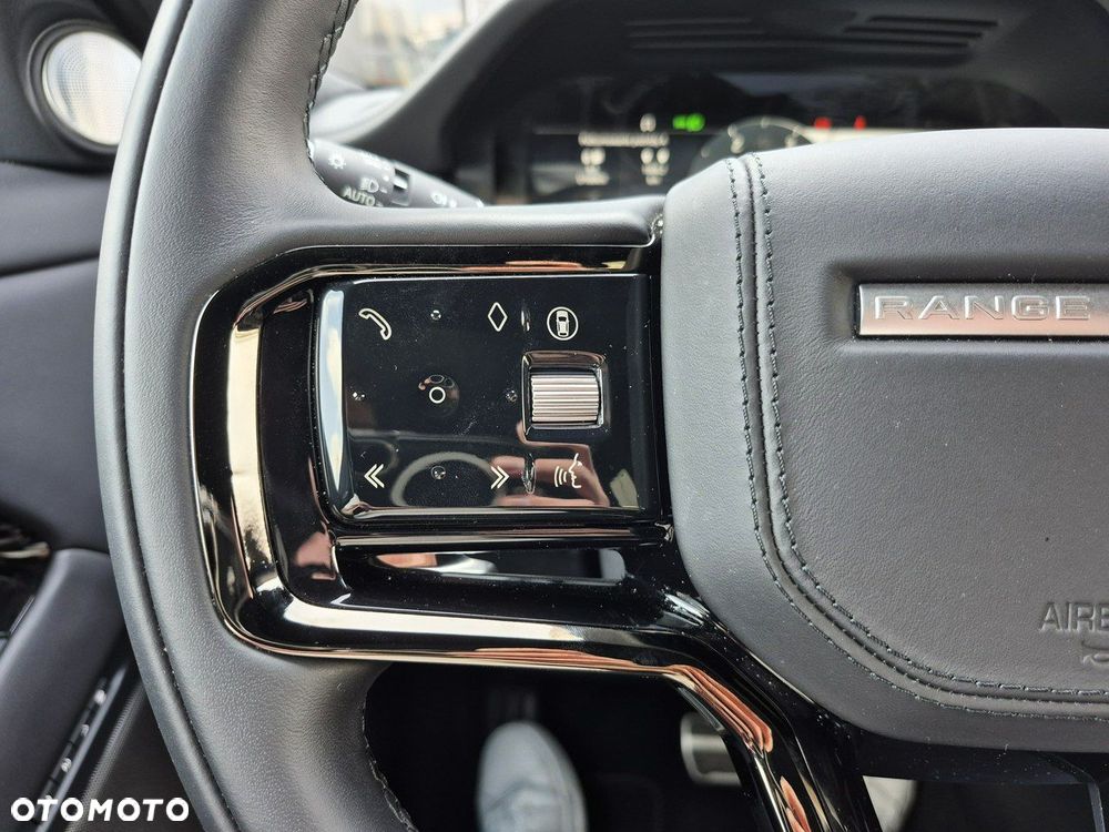 Land Rover Range Rover Evoque - 36
